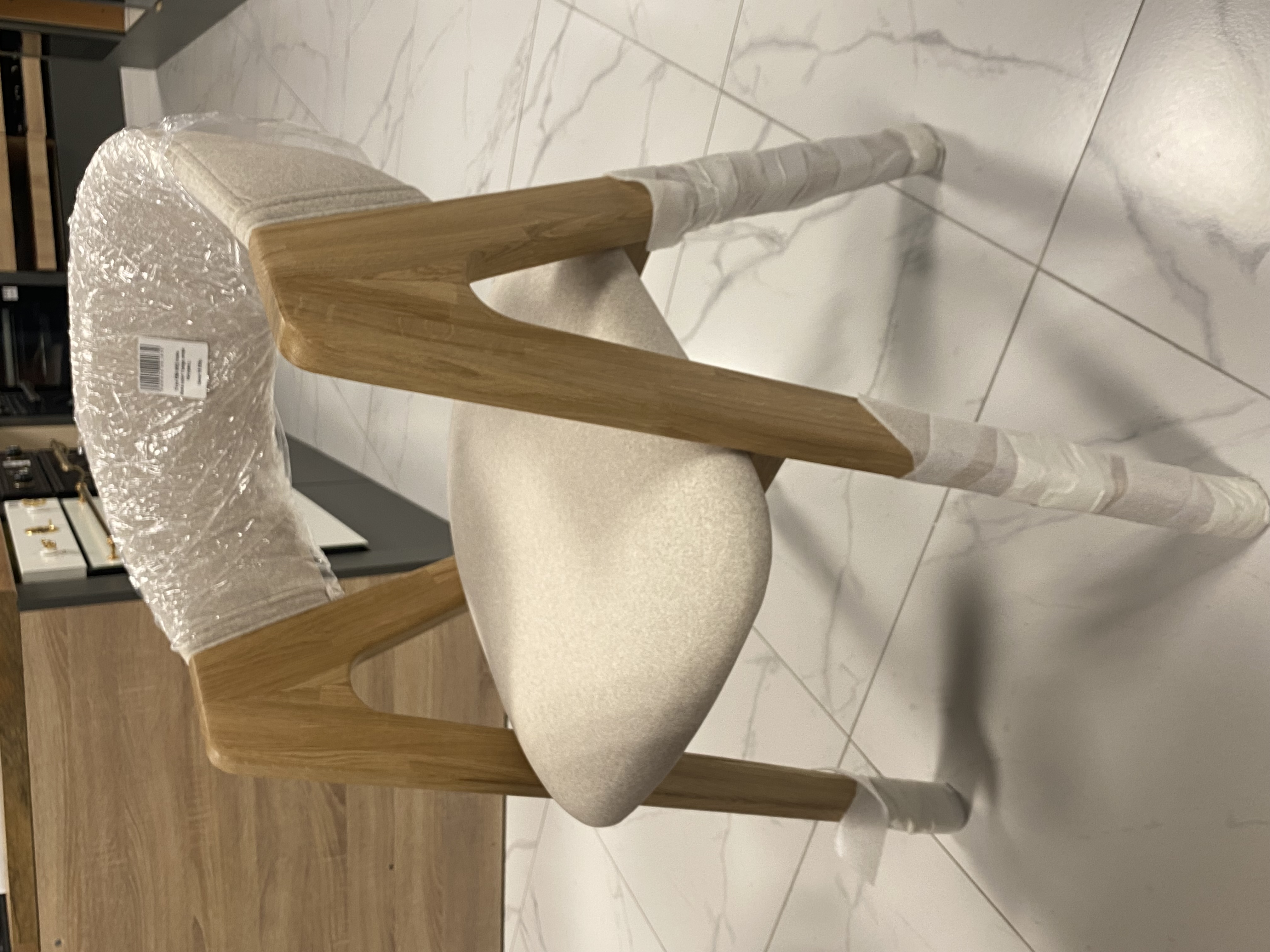 Стул ЕВА ВУД (ткань Aura color 1 beige, опора Натурал.)