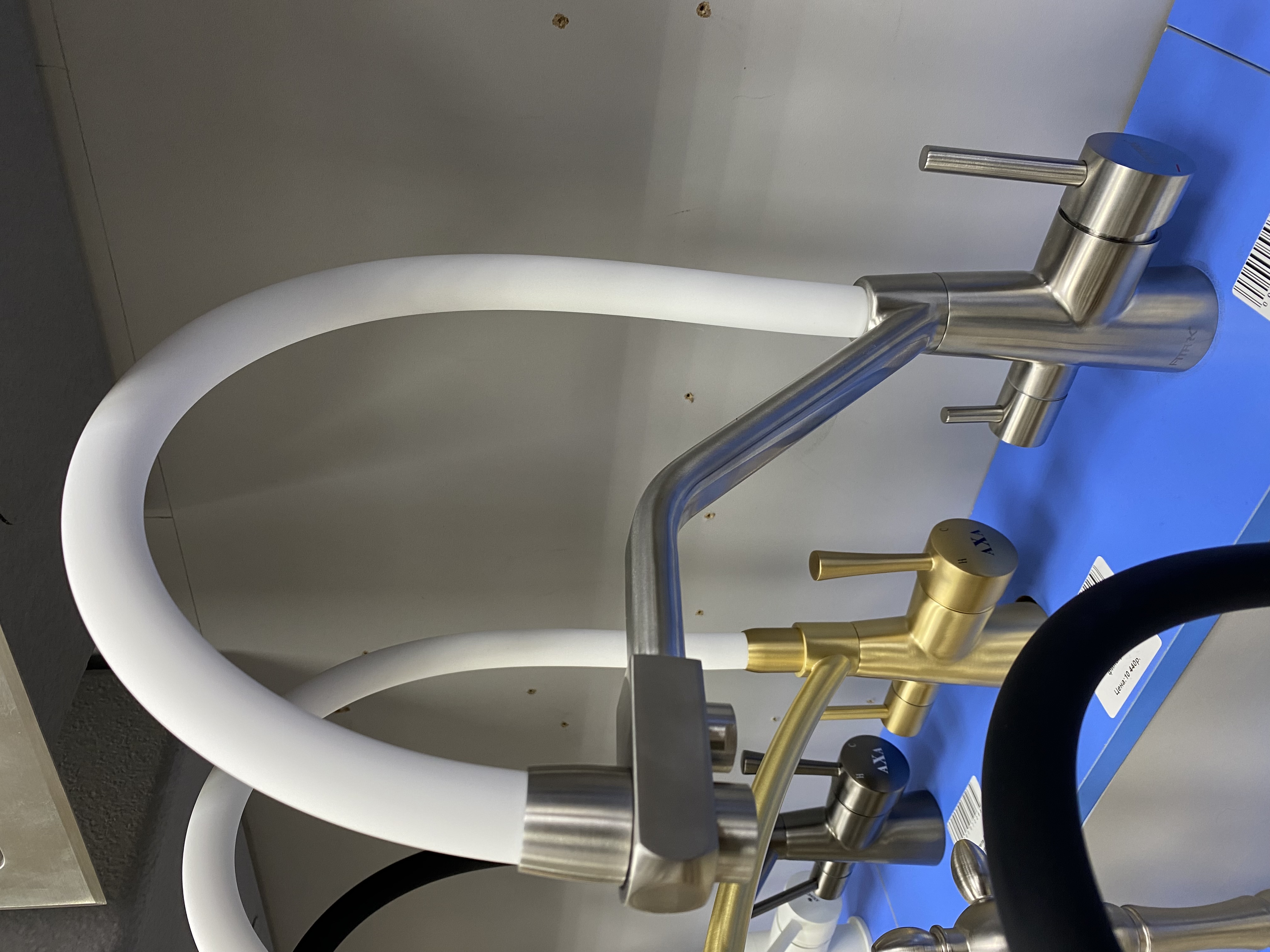 FABIA-Lux   смеситель для кухни FS 0662-L02    сатин/белый          