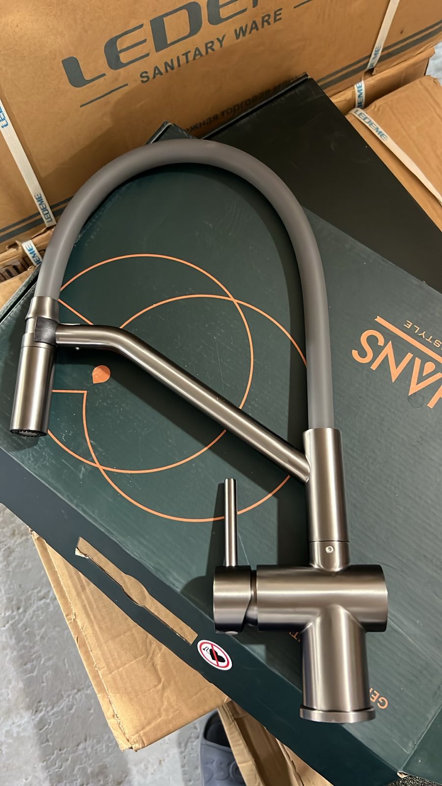 LEDEME   смеситель д\кухни  K 14292D-12  оружейная сталь   /8 * _